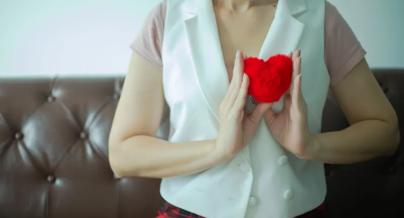 Your Brain on Kindness: What Neuroscience Is Teaching Us About Making Peace With Our Bodies